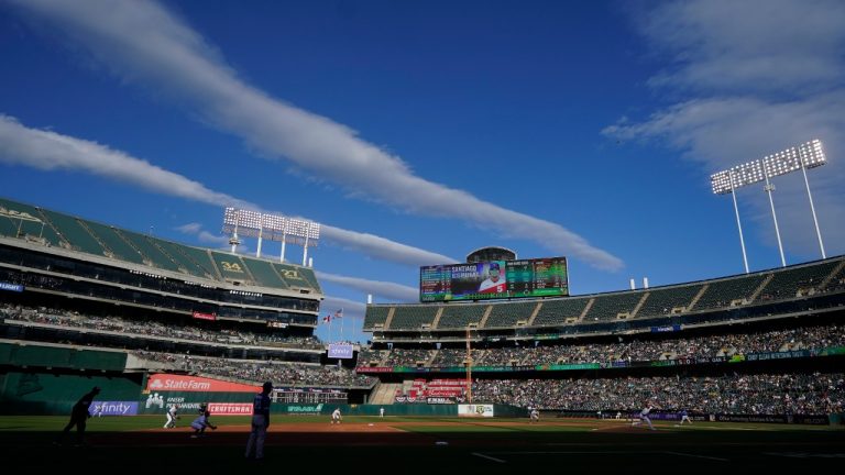The Toronto Blue Jays play the Oakland Athletics at RingCentral Coliseum on Monday, July 4, 2022, in Oakland, Calif. (Jeff Chiu/AP)