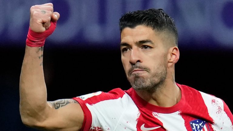 FILE - Ex-Atletico Madrid player Luis Suarez celebrates after scoring a penalty, his side's second goal, during a Spanish La Liga soccer match between Atletico Madrid and Alaves at the Wanda Metropolitano stadium in Madrid, Spain, Saturday, April 2, 2022. The media speculation over his retirement due to knee pain has caused concern among his current club Gremio's president and teammates.
(Manu Fernandez/AP)