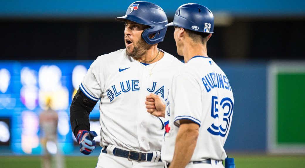 Después de la joya absoluta de Stripling, los bates de los Blue Jays finalmente estallaron para el gran hit.