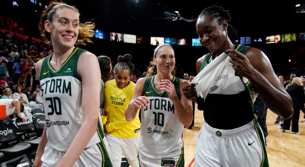 Lloyd has 26, Storm defeat Aces in thrilling WNBA semifinals opener