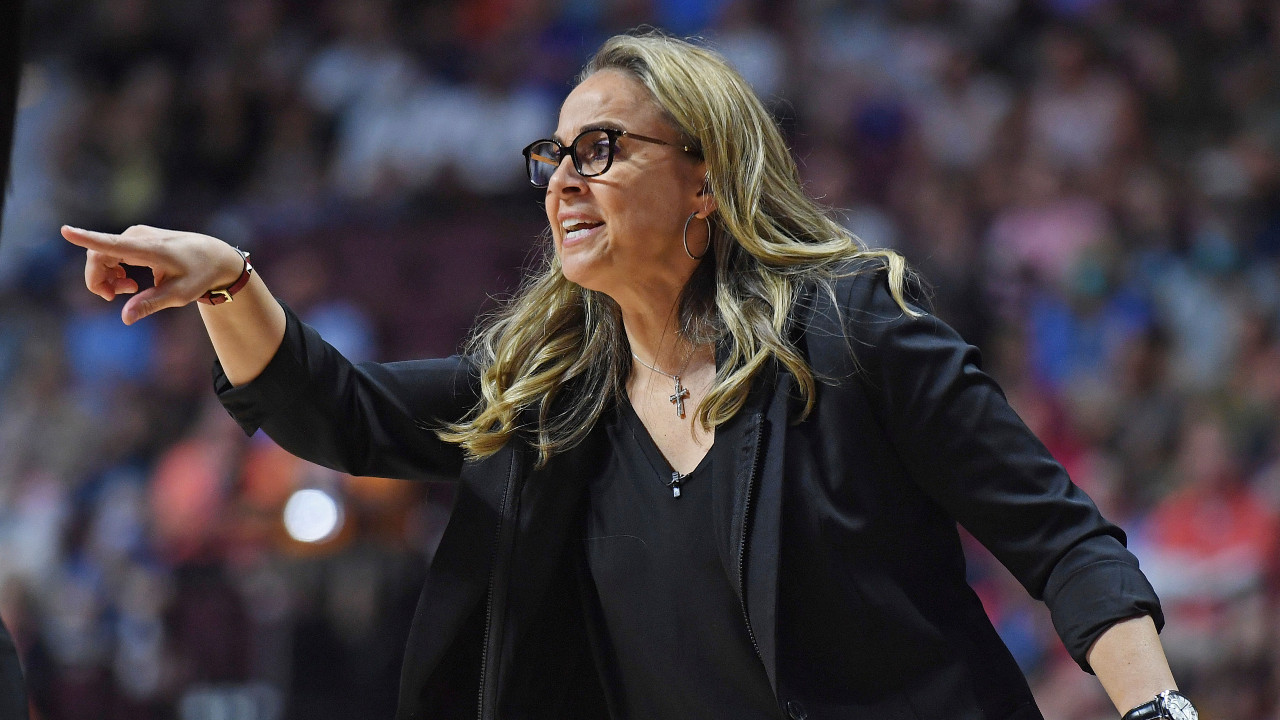 Hammon named WNBA Coach of the Year in rookie season at helm of Aces