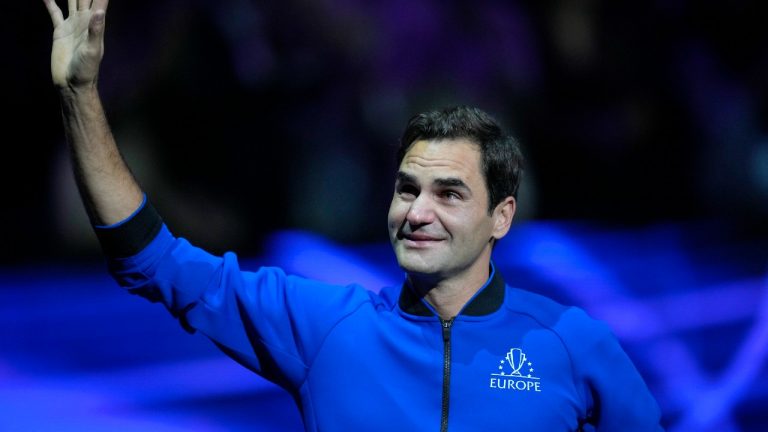 Tennis legend Roger Federer recently opened up about Jannik Sinner's doping case. (Kin Cheung/AP)