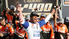Wallace holds off boss, title contenders to win at Kansas