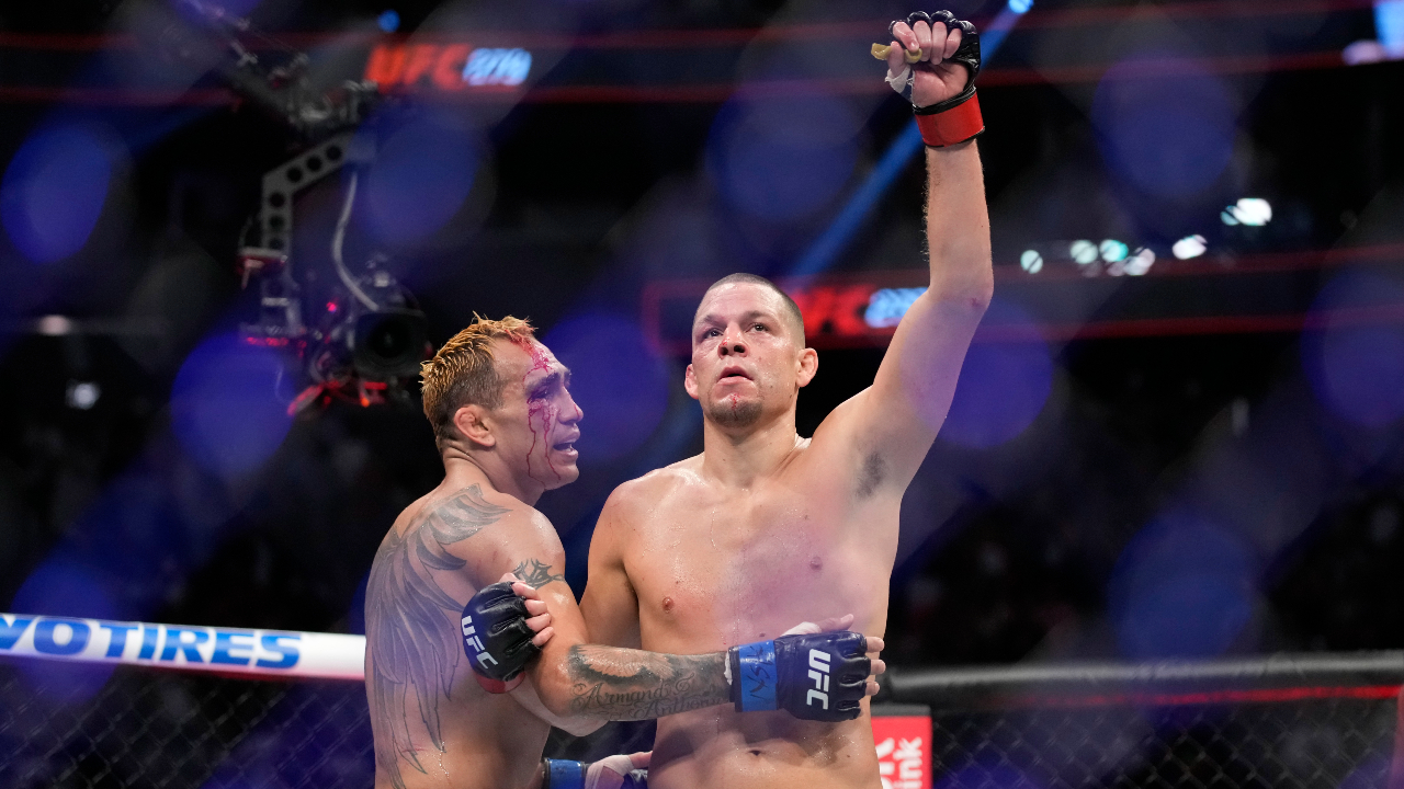 Diaz chokes out Ferguson, Chimaev stops Holland at UFC 279
