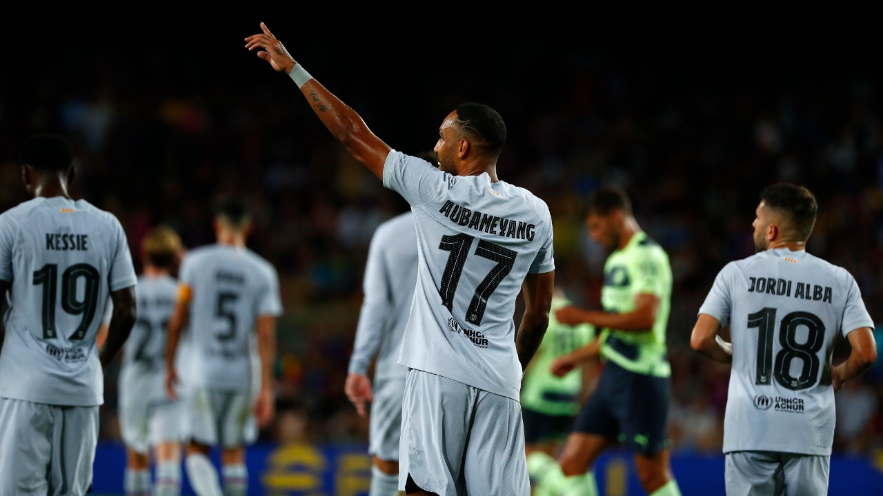 Barcelona clears more salary cap room on transfer deadline day