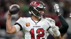 Brady’s temper flares as Buccaneers snap skid vs. Saints