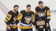 Sidney Crosby talks Malkin uncertainty, playing beyond his contract