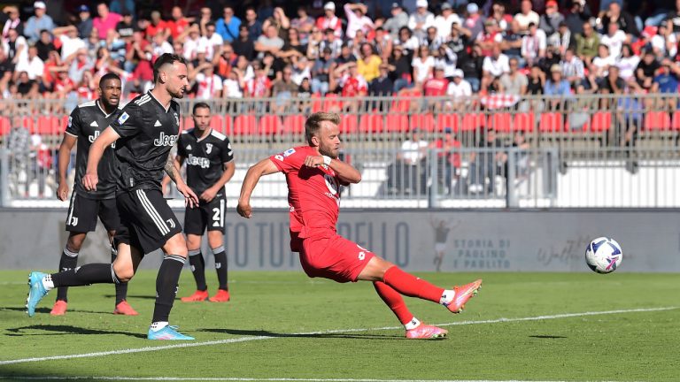 Monza's Christian Gytkjaer scores his side's opening goal during the Serie A soccer match between Monza and Juventus, in Monza, Italy, Sunday, Sept. 18, 2022. (Claudio Grassi/AP)