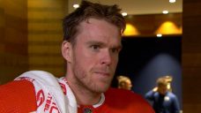 McDavid dedicates Oilers win to Ben Stelter: ‘Tonight was for our buddy Ben’