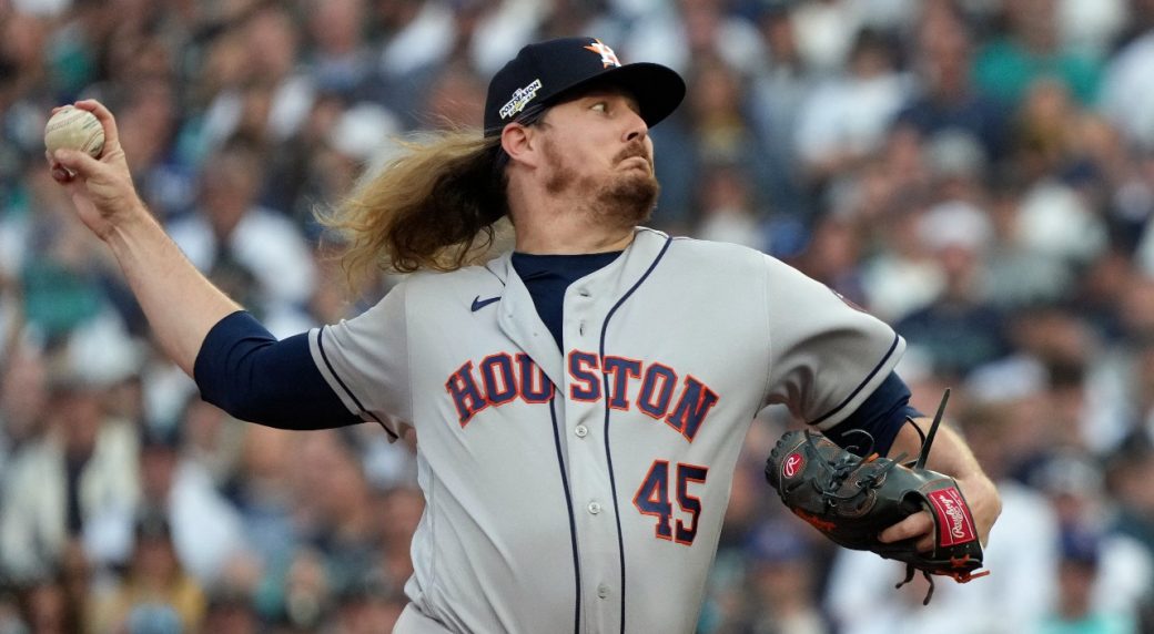 Astros beat Mariners in 18 innings, complete series sweep