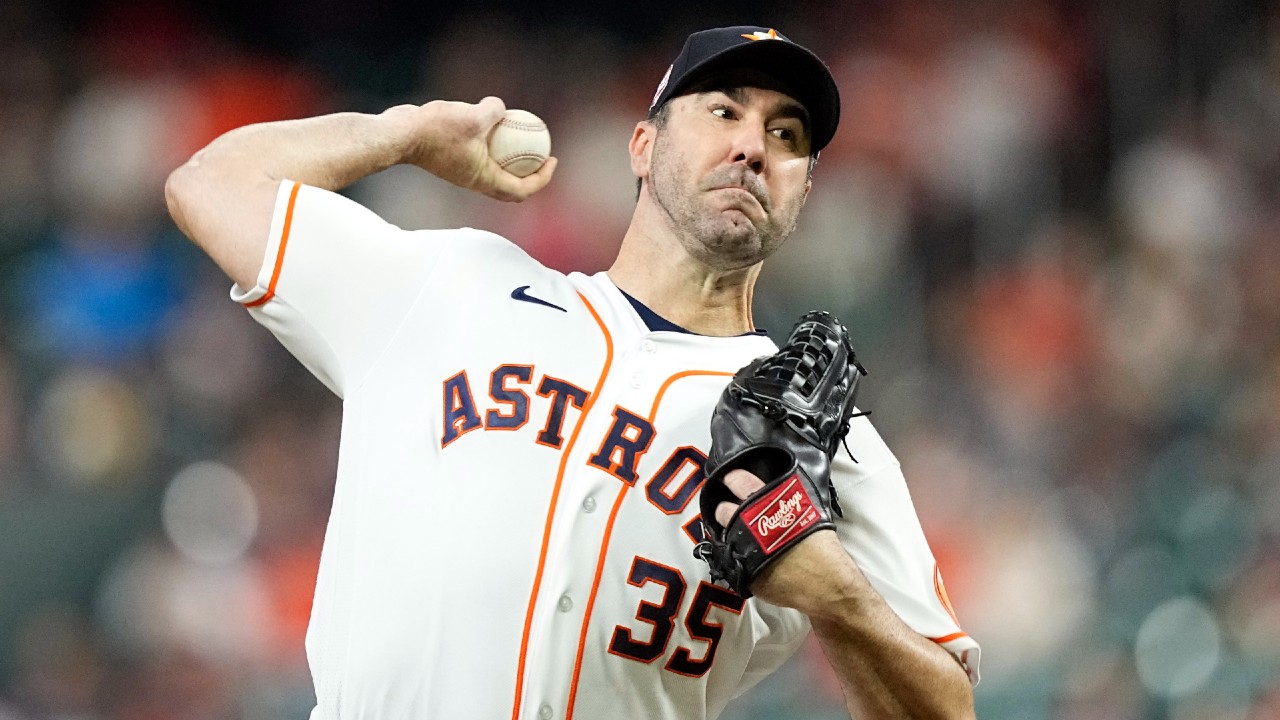 Astros' Verlander, Marlins' Alcantara win 2022 MLB Cy Young Awards