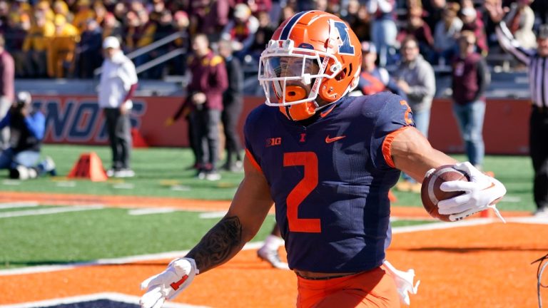 Illinois running back Chase Brown. (Charles Rex Arbogast/AP)