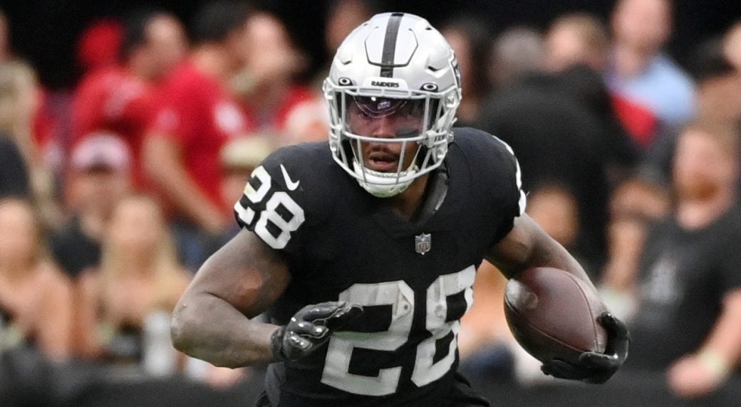 Report: Raiders, RB Jacobs agree to one-year, $12M deal to replace  franchise tag