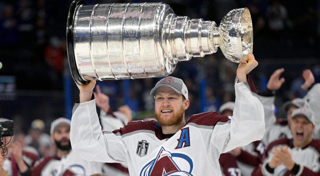 From coast to coast, the NHL's return ushers in a new season of