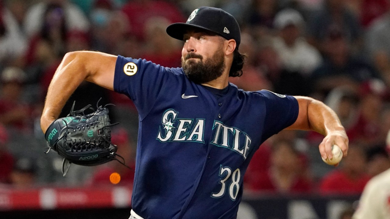 Robbie Ray doesn't travel with Mariners to Toronto series