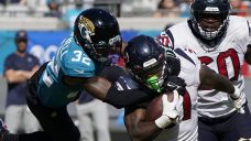 Pierce, Texans beat Jaguars for ninth straight win in series