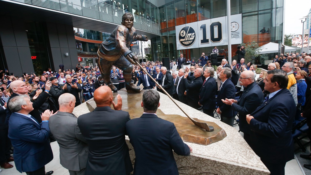 Winnipeg Jets unveiling of the Dale Hawerchuk statue and ceremony