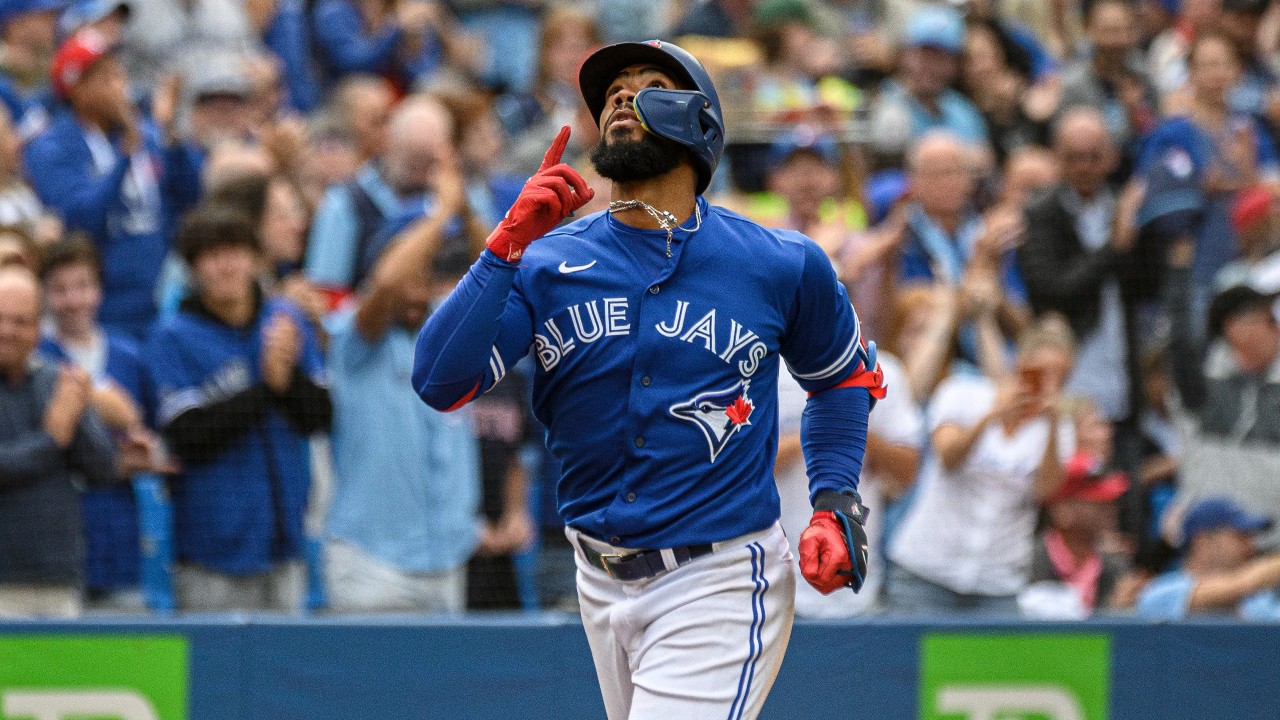 I've lost my smile': Blue Jays fans react as Hernandez moves from Toronto  to Seattle