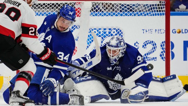 The Maple Leafs stickhandle lockdown life while NHL arenas slowly