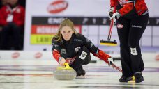Kaitlyn Lawes, Kerri Einarson advance to GSOC’s Boost National semifinals