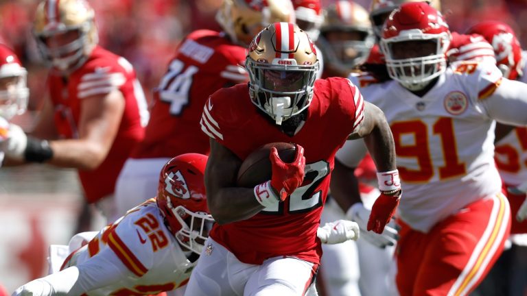San Francisco 49ers running back Jeff Wilson Jr. runs against the Kansas City Chiefs during the first half of an NFL football game in Santa Clara, Calif., Sunday, Oct. 23, 2022. (AP Photo/Jed Jacobsohn)