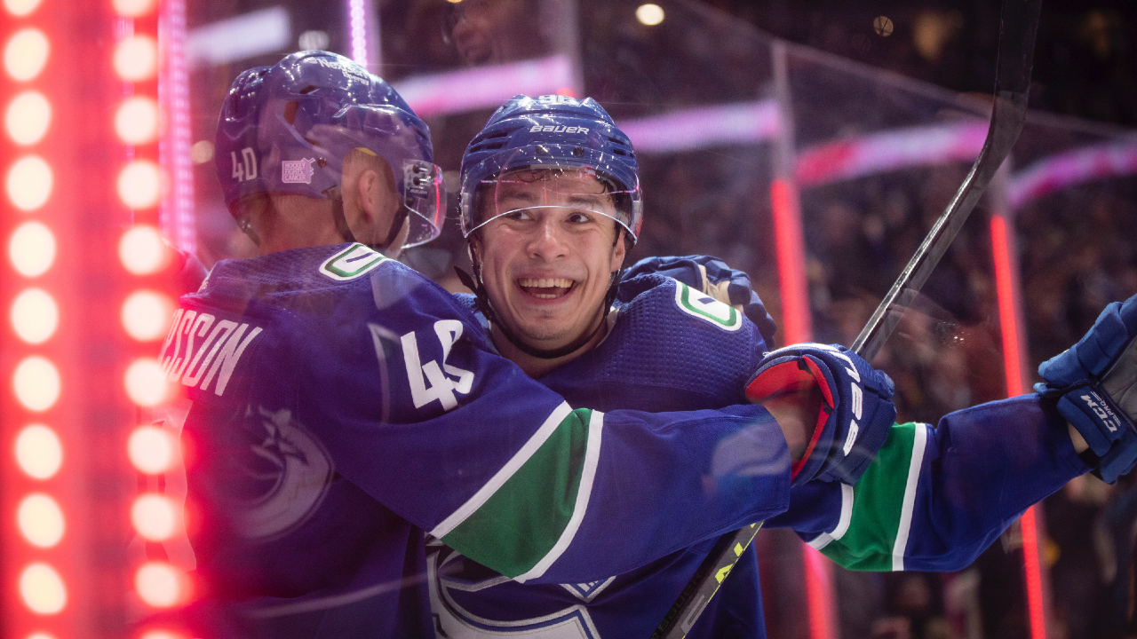 NHL roundup: Andrei Kuzmenko gives surging Canucks another win