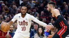 Garland scores 25, Cavaliers blast Heat with sixth straight road loss
