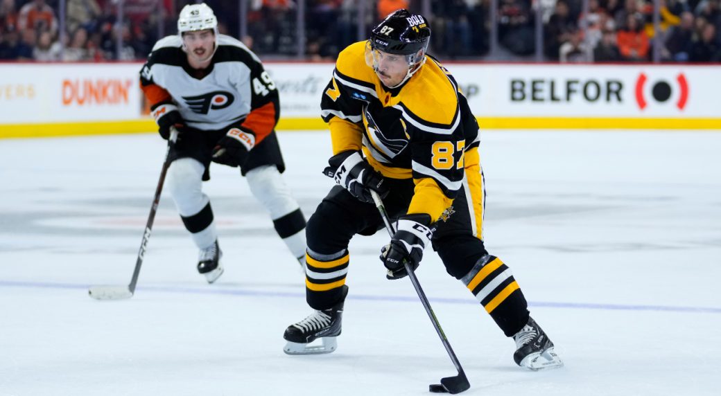 Crosby scores 34th, Penguins top Flyers 4-2 at Heinz Field