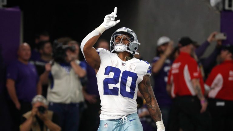 Dallas Cowboys running back Tony Pollard celebrates after catching a 30-yard touchdown pass during the first half of an NFL football game against the Minnesota Vikings, Sunday, Nov. 20, 2022, in Minneapolis. (Bruce Kluckhohn/AP)