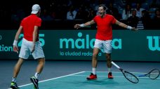 Canada beats Germany in doubles to advance to Davis Cup semifinals