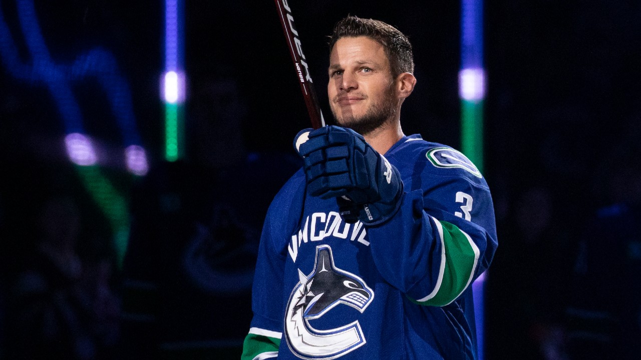 Ducks acquire Kevin Bieksa from Canucks for a second-round pick – Orange  County Register