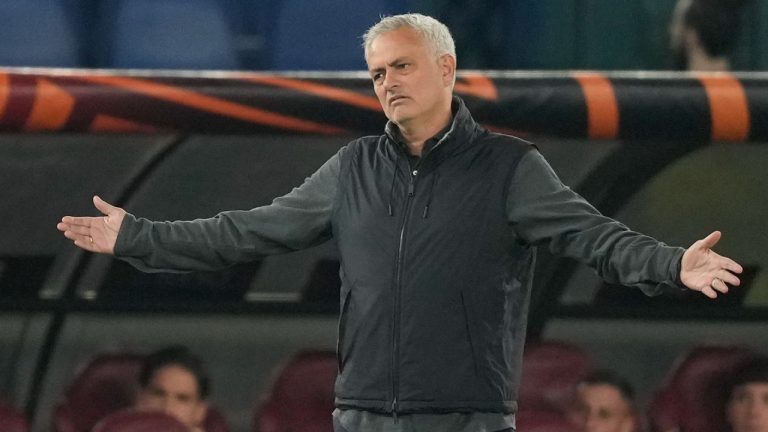 Roma's head coach Jose Mourinho. (Andrew Medichini/AP)