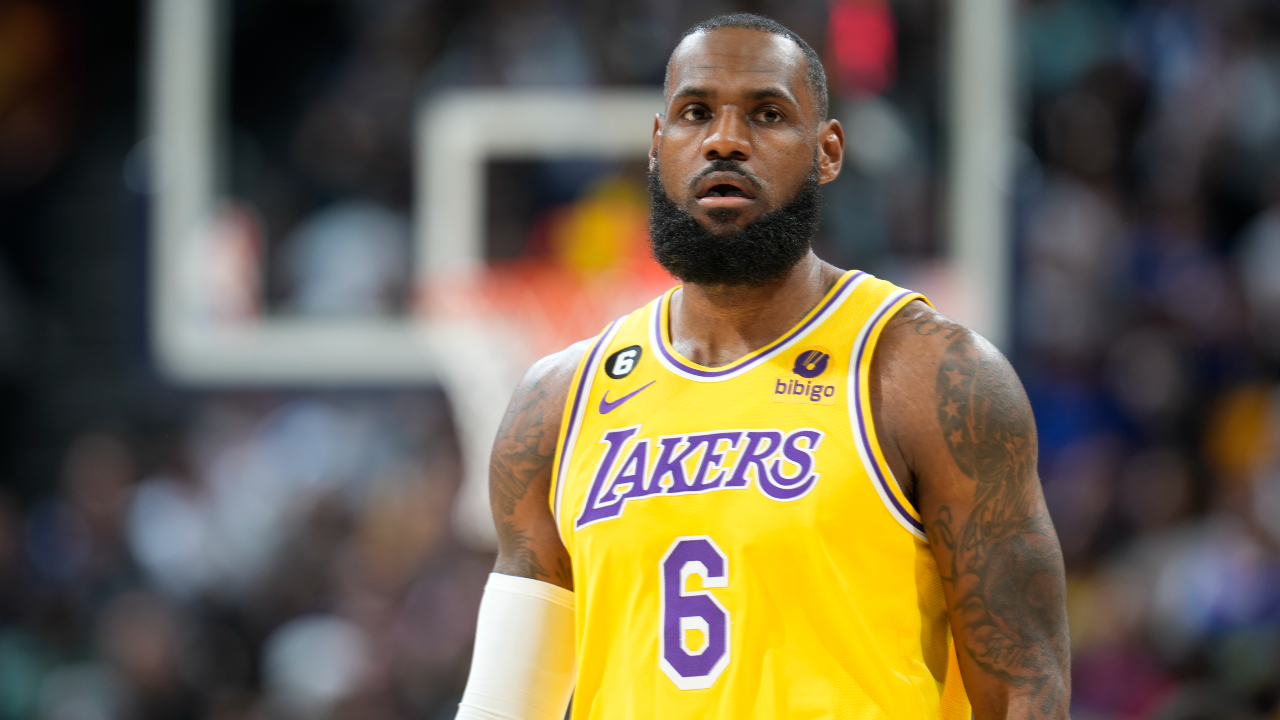 LeBron James  Lebron james, Nba outfit, Lebron james lakers