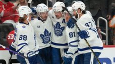 Marner extends point streak to 17 games as Maple Leafs sweep road trip