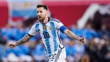 Argentina select fewer forwards, focusing on defence for World Cup