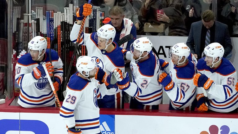 Edmonton Oilers' Leon Draisaitl (29) celebrates his goal with teammates during the second period of an NHL hockey game against the Chicago Blackhawks Wednesday, Nov. 30, 2022, in Chicago. (Charles Rex Arbogast/AP)