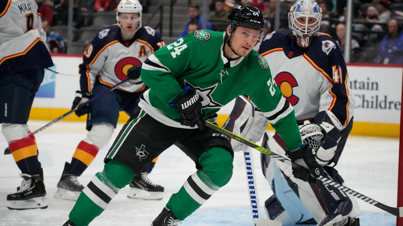 Stars sign Roope Hintz to eight-year, $67.6M contract extension thumbnail