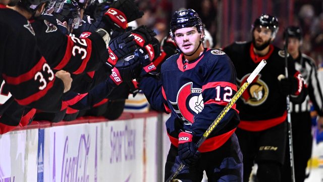 Chris Neil expresses tears of joy as Senators raise his number 25 to the  rafters