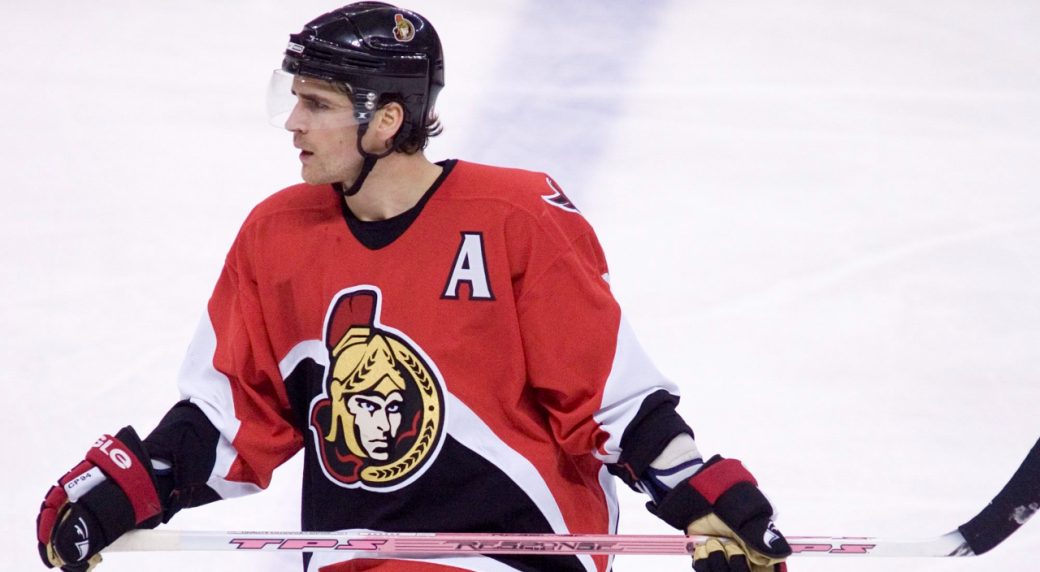 Chris Phillips has his No. 4 raised to rafters by Ottawa Senators