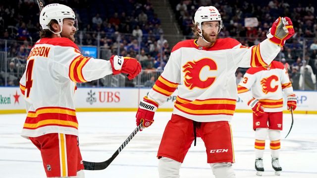 Calgary Flames Leftovers From Week 4: Elias Lindholm Had A Solid Week For  Calgary - Matchsticks and Gasoline