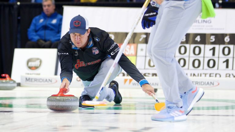 John Shuster delivers a rock during the 2019 Masters at Memorial Gardens in North Bay, Ont. (Anil Mungal/GSOC)