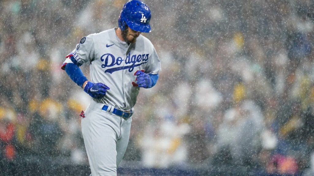 MLB picks: Dodgers poised for a bounce back; Blue Jays, A's should have no  problems scoring 