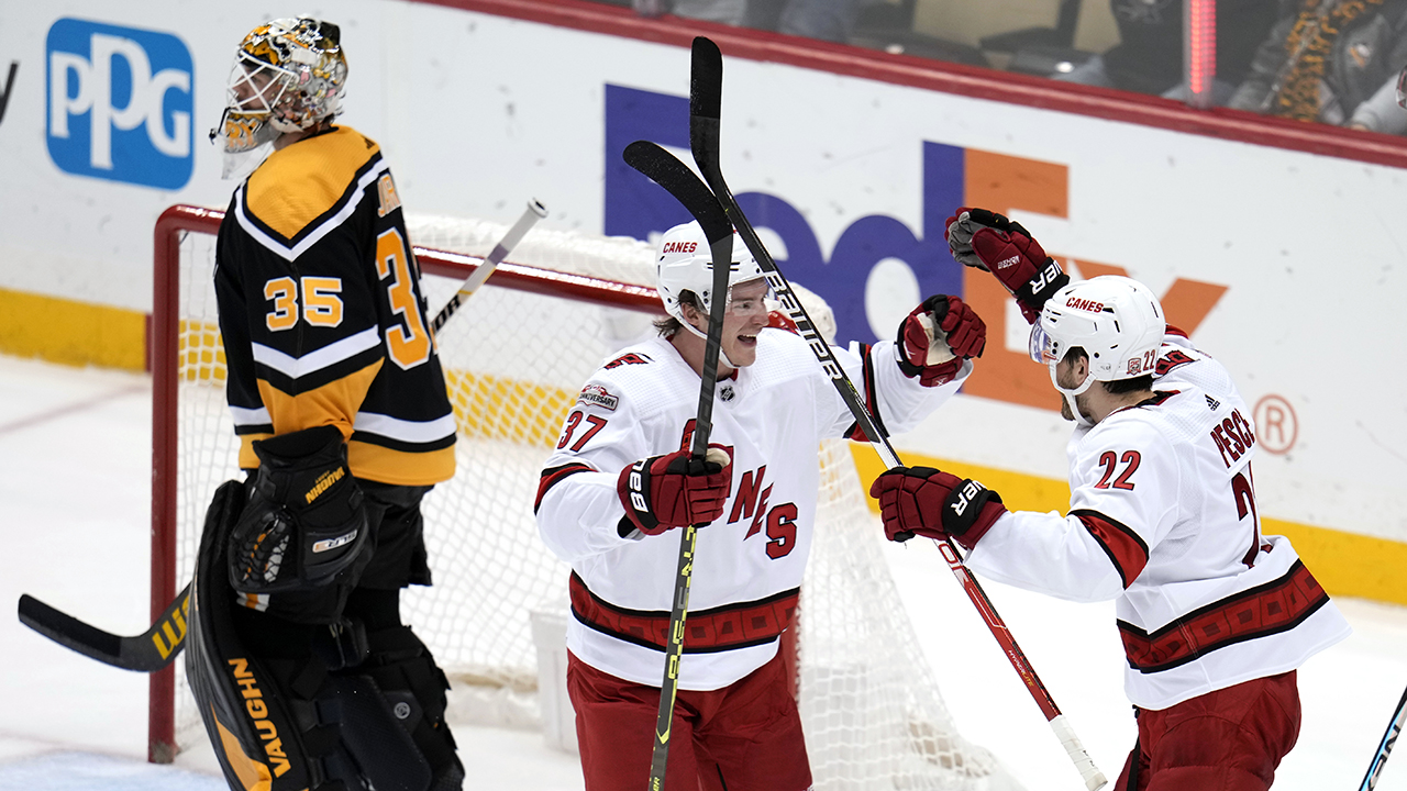 Streaking Bruins hold on for win over Devils - The Rink Live