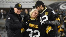 Franco Harris’ widow, son on field in Pittsburgh as his No. 32 is retired