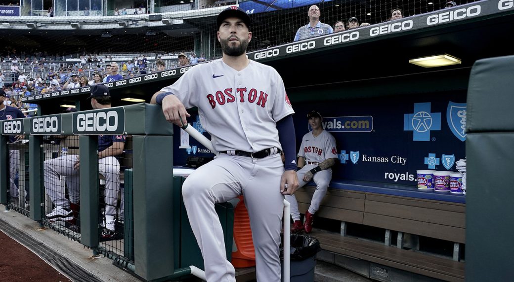 Red Sox DFA Hosmer, make separate deals with Braves and Royals