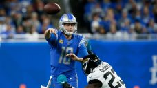 Goff throws for 340 yards, two TDs as Lions rout Jaguars