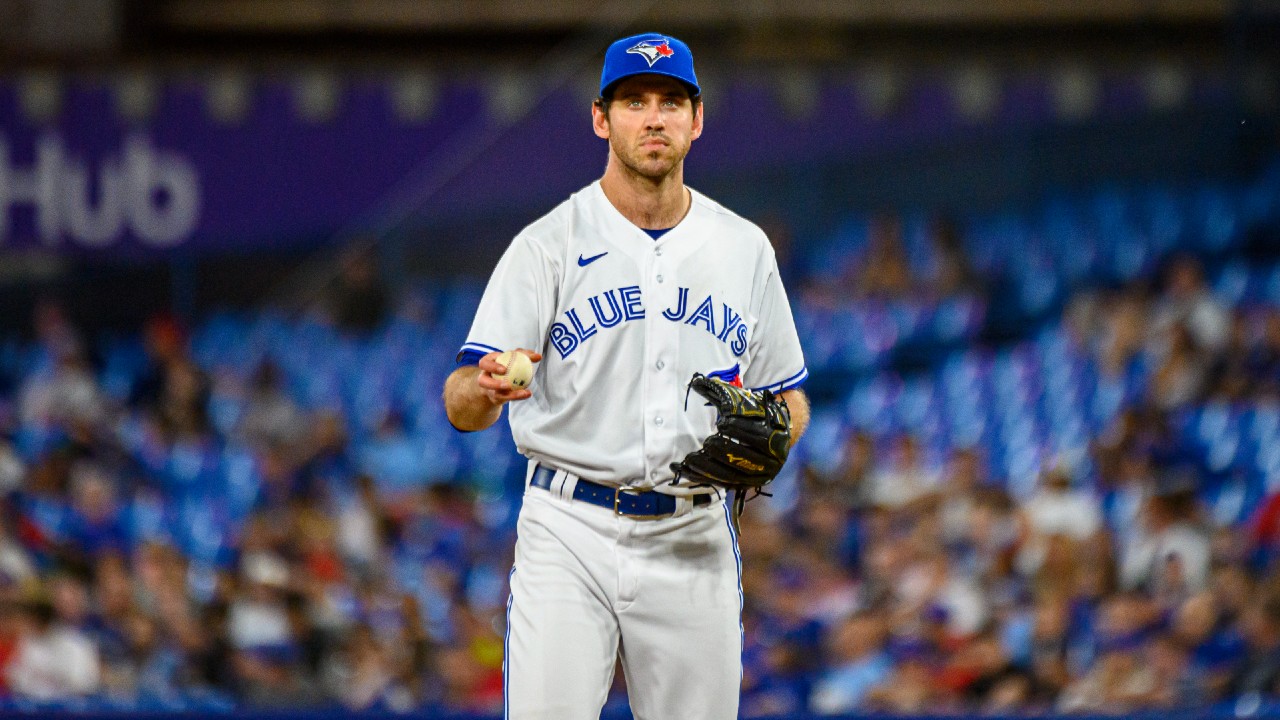 The Pitching Duel That Defined the Game
