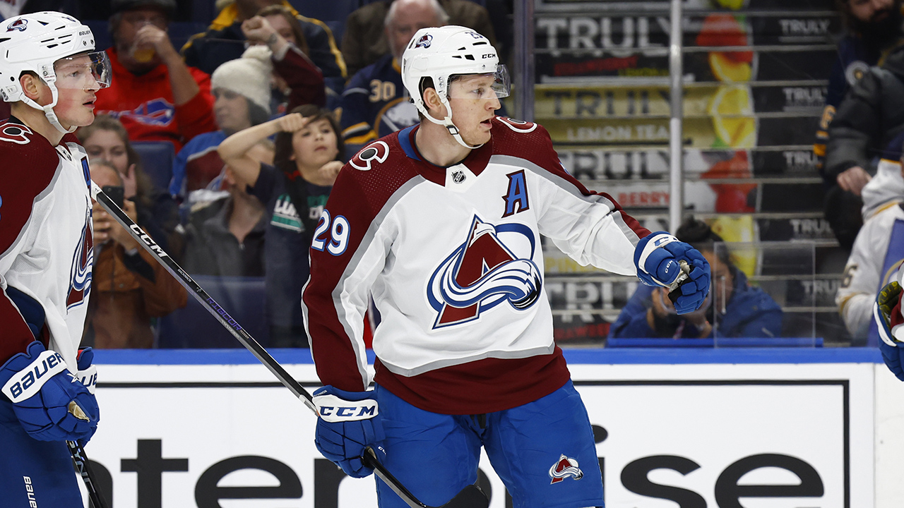 MacKinnon ‘very close’ to return, could play Saturday against Maple Leafs thumbnail