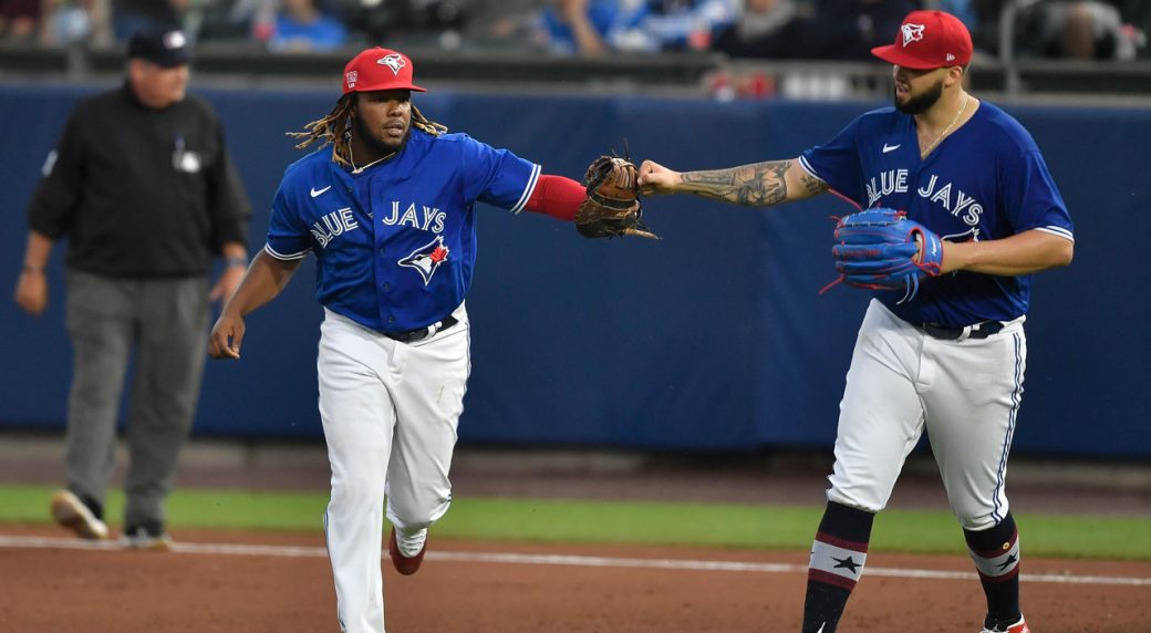 Blue Jays’ Manoah, Guerrero Jr. earn Toronto baseball writers’ association awards