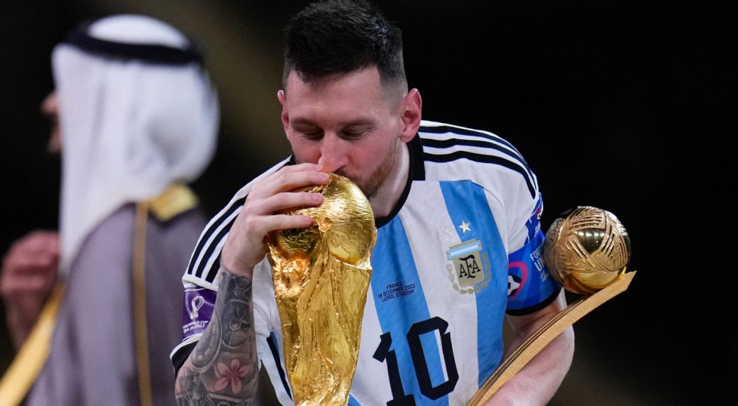 Messi plans to play on for Argentina after World Cup win